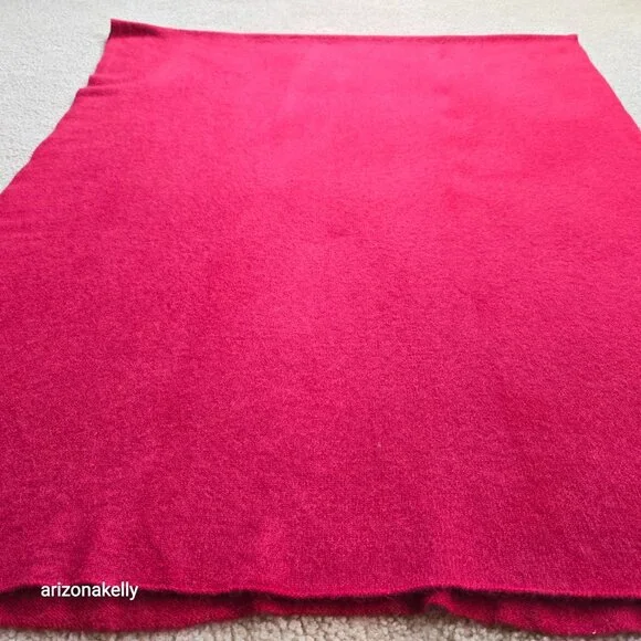 Knit Cashmere Scarf/Wrap Red - Picture 7 of 15